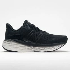 Running Shoes New Balance Fresh Foam More V3 Men's Black/Magnet/Black Metallic