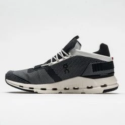 On Running On Cloudnova Men's Black/White Lifestyle Sneakers