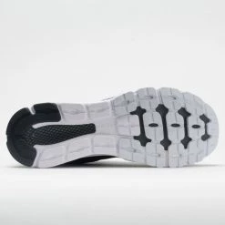 Running Shoes Under Armour HOVR Infinite 3 Men's Black/White 11 Running Shoes Under Armour HOVR Infinite 3 Men's Black/White