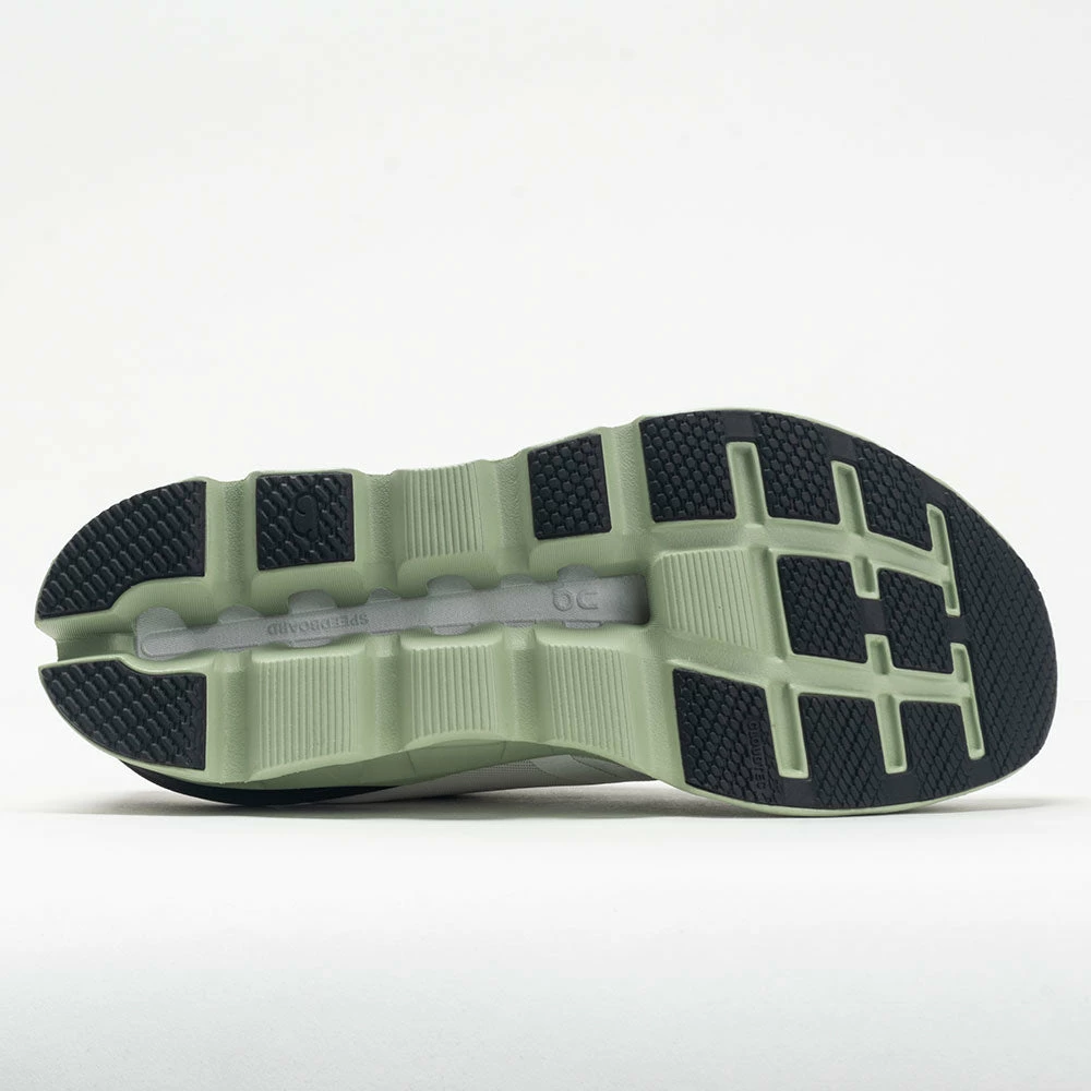 On Running On Cloudstratus Women's White/Black Running Shoes 6 On Running On Cloudstratus Women's White/Black Running Shoes