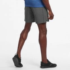 Rhone 7" Swift Shorts Men's