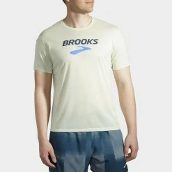 Brooks Distance Graphic Short Sleeve Men's Men's Clothing