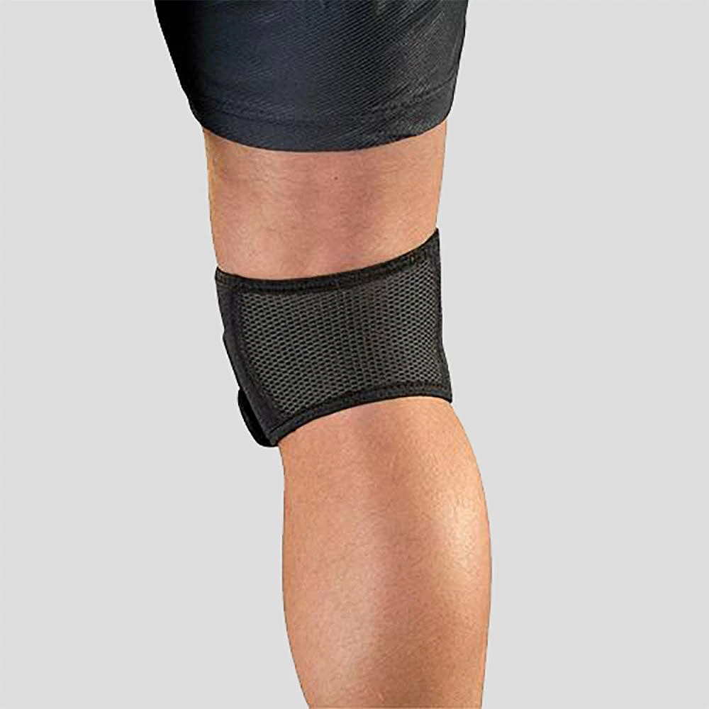 Mueller Sports Medicine Injury Prevention & Recovery Mueller Max Knee Strap (OSFM) 4 Mueller Sports Medicine Injury Prevention & Recovery Mueller Max Knee Strap (OSFM)