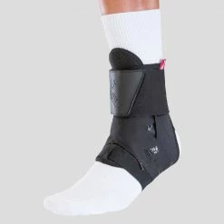 Mueller Sports Medicine Mueller The One Ankle Brace Premium