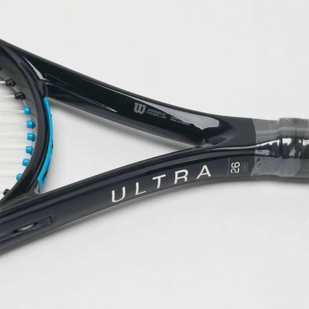 Kids’ Racquets Wilson Ultra 26 V3 6 Kids’ Racquets Wilson Ultra 26 V3