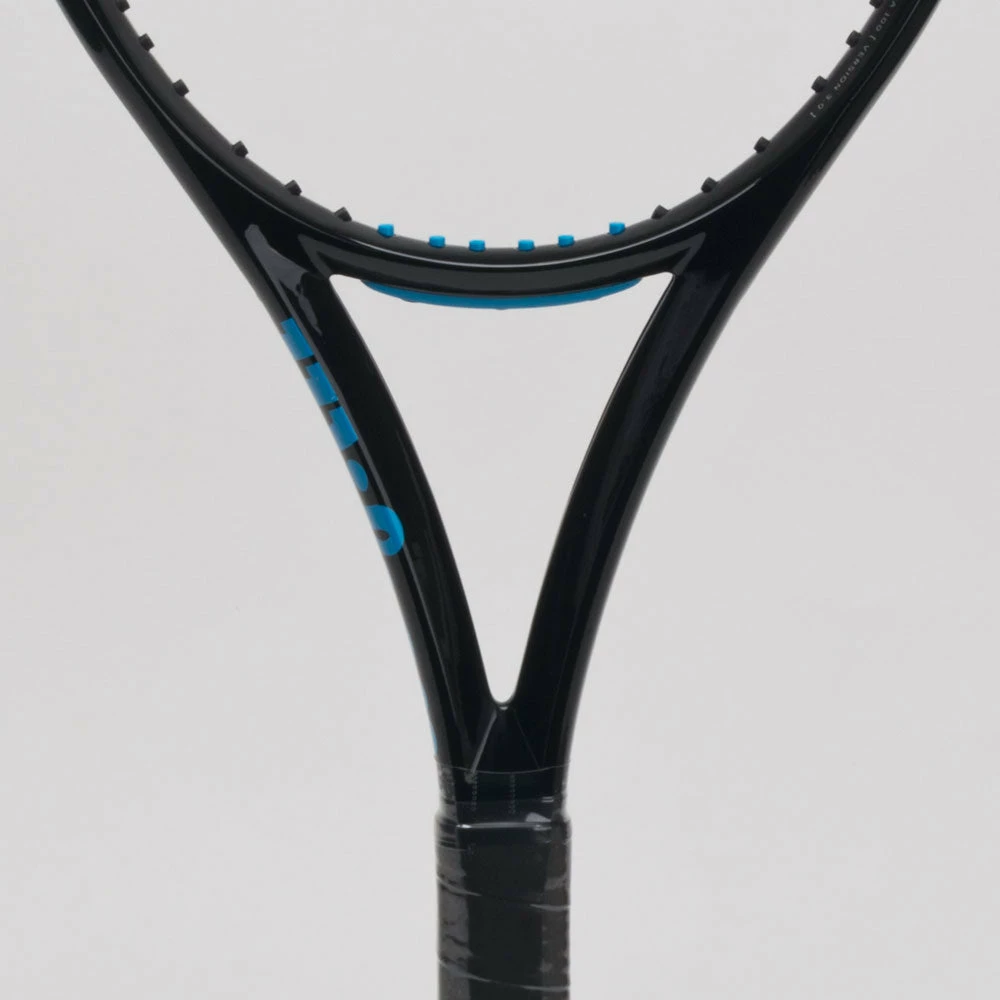 Tennis Racquets Wilson Ultra 100UL V3 4 Tennis Racquets Wilson Ultra 100UL V3