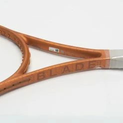 Wilson Blade 98 (18x20) V8 Roland Garros Tennis Racquets