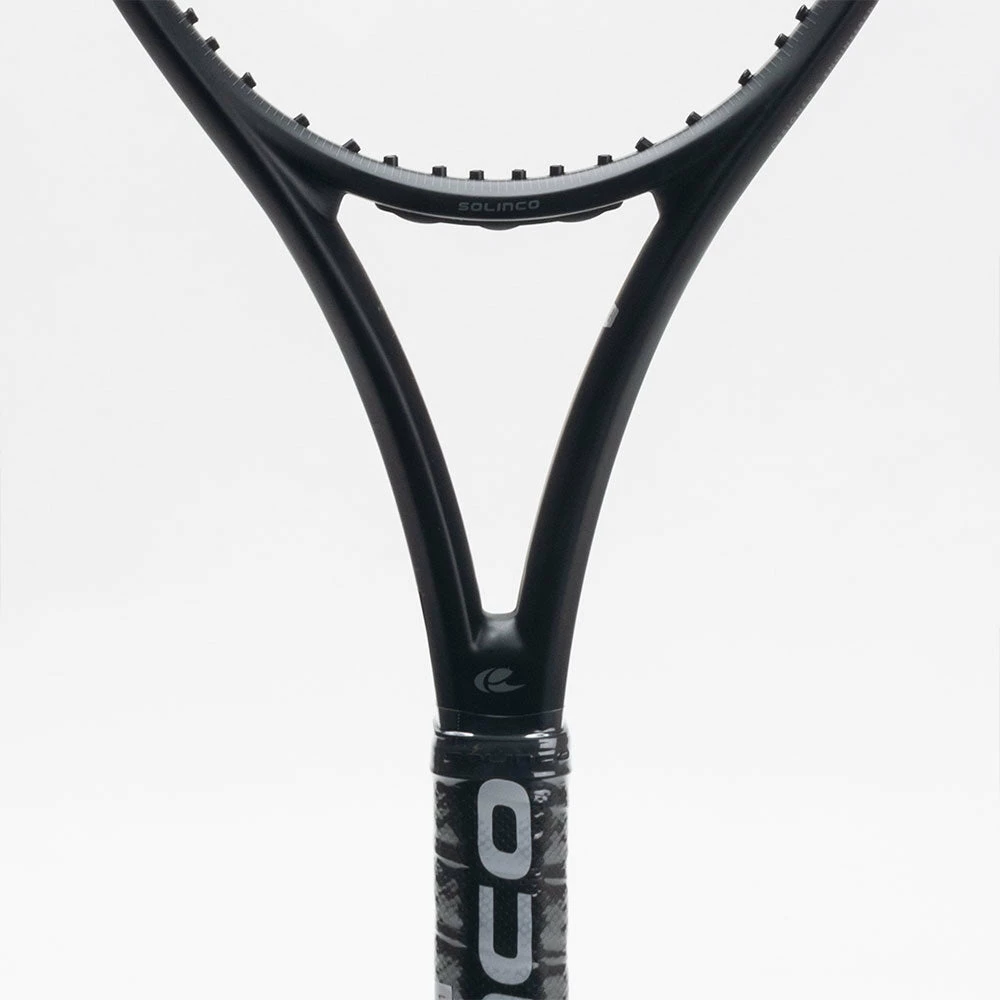Tennis Racquets Solinco Blackout 285 4 Tennis Racquets Solinco Blackout 285