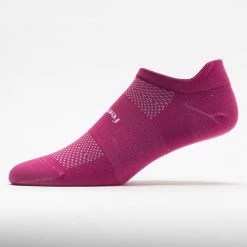 Feetures High Performance Ultra Light Cushion No Show Tab Socks