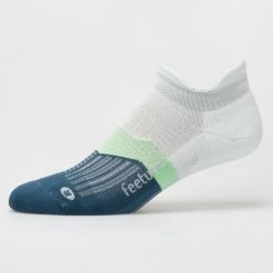 Feetures Elite Light Cushion No Show Tab Socks