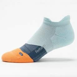 Feetures Elite Max Cushion No Show Tab Socks