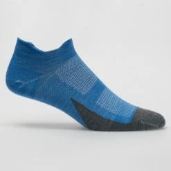 Feetures Merino 10 Ultra Light No Show Tab Socks (Previous Version) 39 Feetures Merino 10 Ultra Light No Show Tab Socks (Previous Version)